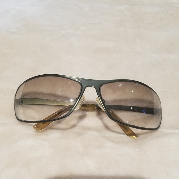 Mossimo Sunglasses - Picture 7 of 8